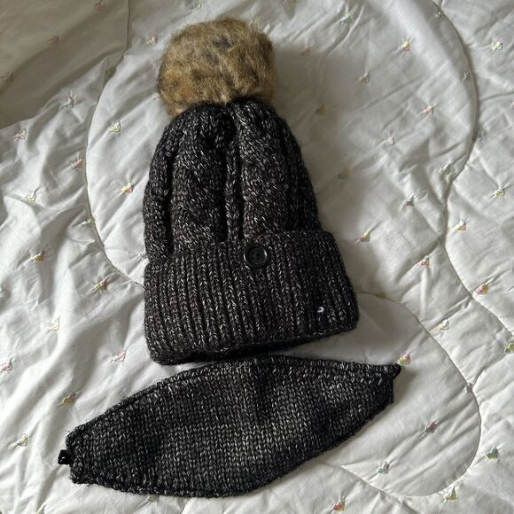 Anthropologie Norah Beanie + Reusable Face Mask Set Beige Dark Grey CLEAN!